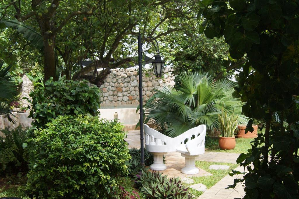 מלון ואיאדוליד Casa Marlene מראה חיצוני תמונה